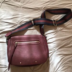 Gap purse